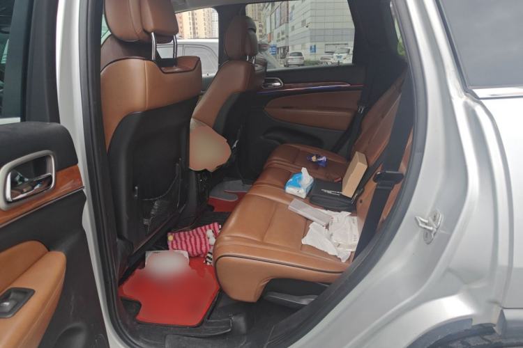 Used Jeep Grand Cherokee 2011 3.6L Flagship Edition Left Rear Seat