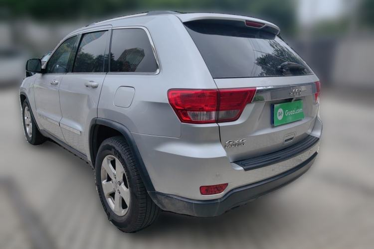 Used Jeep Grand Cherokee 2011 3.6L Luxury Navigation Edition Rear Left 45 Deg