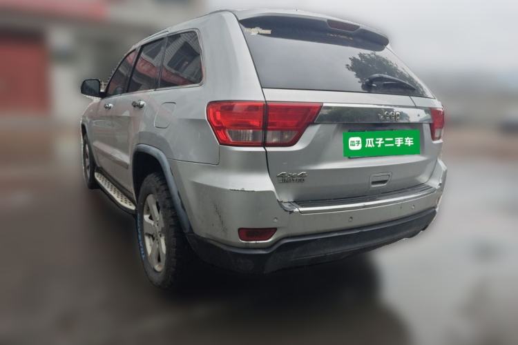Used Jeep Grand Cherokee 2011 3.6L Luxury Navigation Edition Rear Left 45 Deg