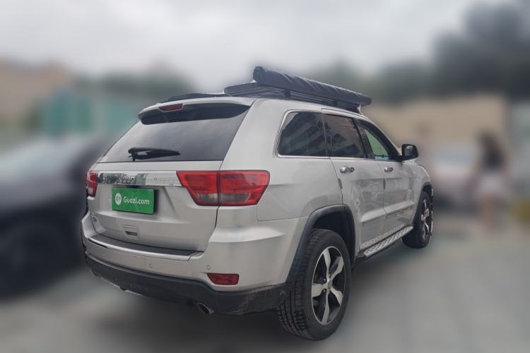 Used Jeep Grand Cherokee 2011 3.6L Flagship Edition Rear Right 45 Deg