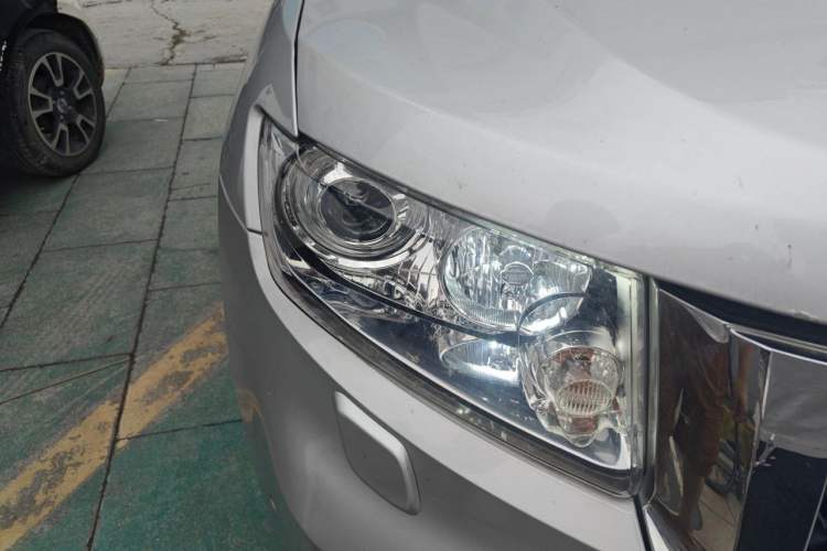 Used Jeep Grand Cherokee 2011 3.6L Flagship Edition Right Front Headlight