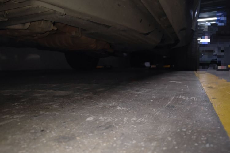 Used Jeep Grand Cherokee 2011 3.6L Luxury Edition Chassis Front Left