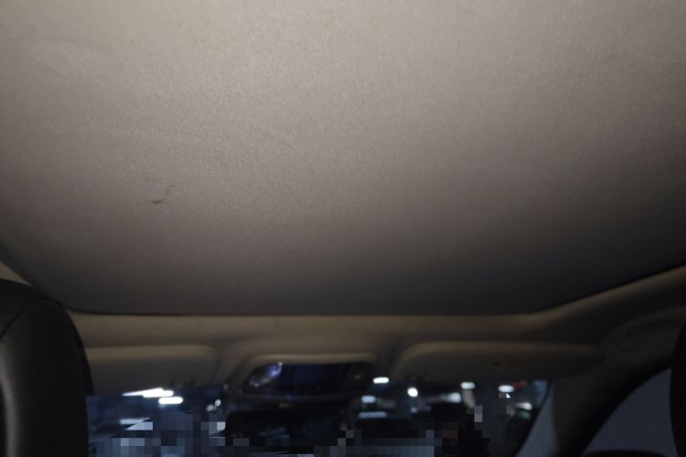 Used Jeep Grand Cherokee 2011 3.6L Luxury Edition Headliner