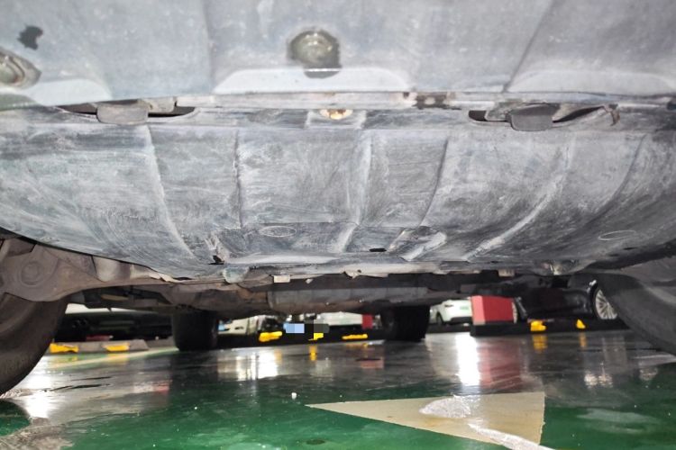 Used Jeep Grand Cherokee 2012 3.6L Comfort Navigation Edition Chassis Front