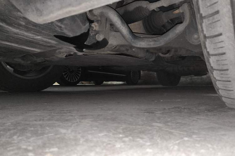 Used Jeep Grand Cherokee 2012 3.6L Comfort Navigation Edition Chassis Front Left