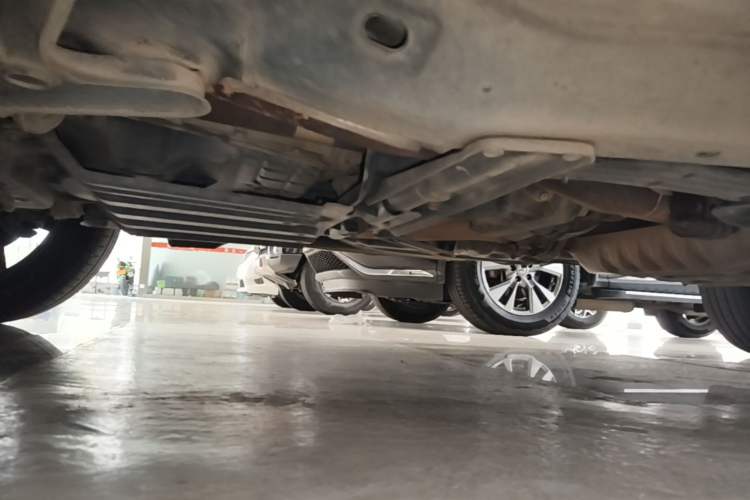 Used Jeep Grand Cherokee 2012 5.7L Flagship Navigation Edition Chassis Front Left