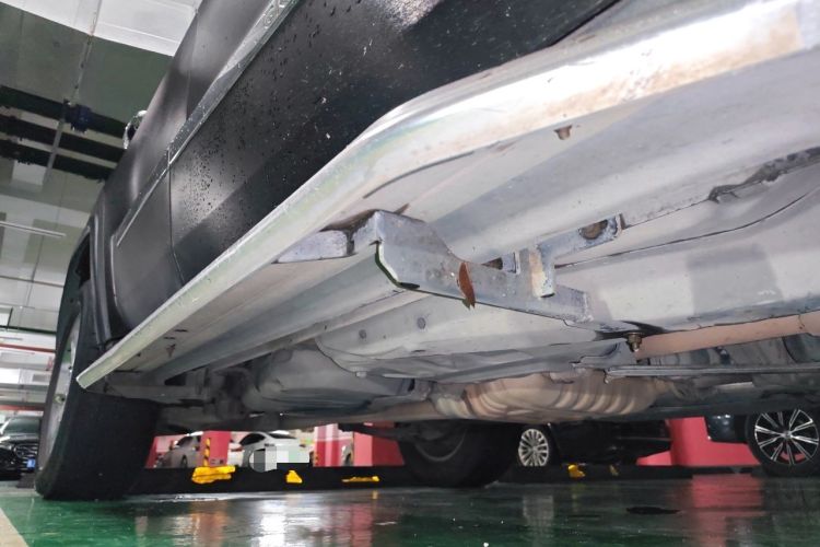 Used Jeep Grand Cherokee 2012 3.6L Comfort Navigation Edition Chassis Front Right