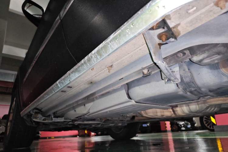 Used Jeep Grand Cherokee 2012 3.6L Comfort Navigation Edition Chassis Rear Left