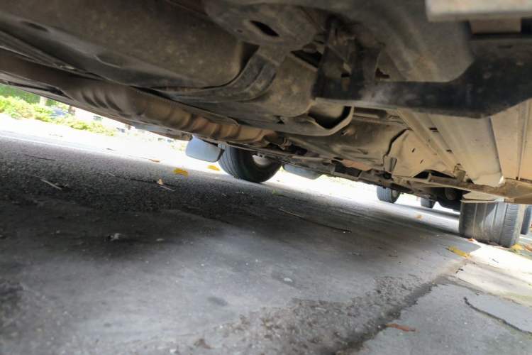 Used Jeep Grand Cherokee 2012 3.6L Luxury Navigation Edition Chassis Rear Right