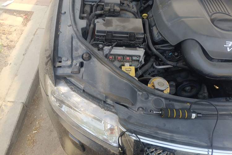 Used Jeep Grand Cherokee 2012 3.6L Flagship Prestige Edition Engine Bay Right