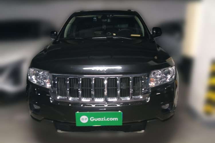 Used Jeep Grand Cherokee 2012 3.6L Luxury Navigation Edition Front