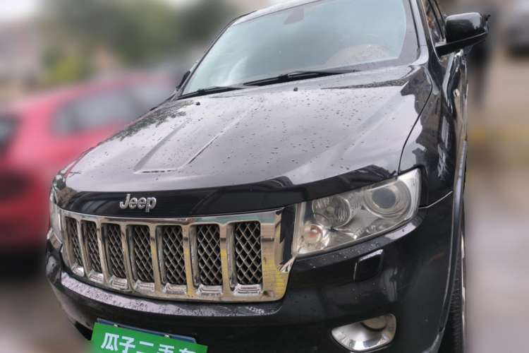 Used Jeep Grand Cherokee 2012 3.6L Flagship Prestige Edition Front