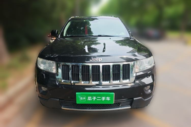 Used Jeep Grand Cherokee 2012 3.6L Luxury Navigation Edition Front