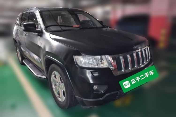 Used Jeep Grand Cherokee 2012 3.6L Comfort Navigation Edition Front Right 45 Deg
