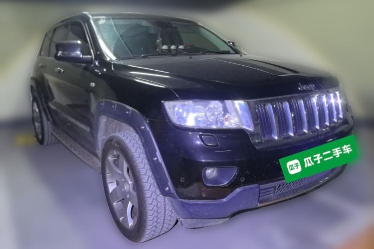 Used Jeep Grand Cherokee 2012 3.6L Comfort Navigation Edition Front Right 45 Deg