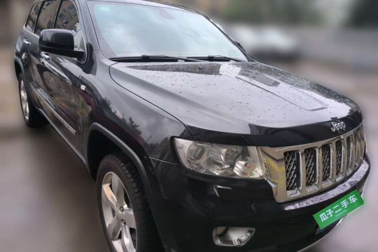 Used Jeep Grand Cherokee 2012 3.6L Flagship Prestige Edition Front Right 45 Deg