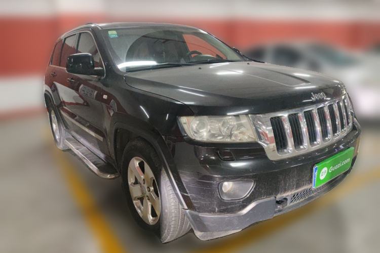 Used Jeep Grand Cherokee 2012 3.6L Comfort Navigation Edition Front Right 45 Deg