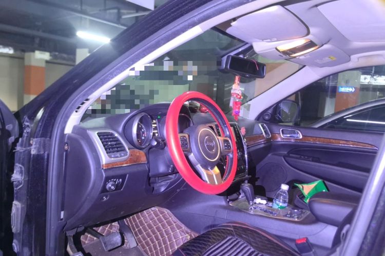 Used Jeep Grand Cherokee 2012 3.6L Comfort Navigation Edition Headliner