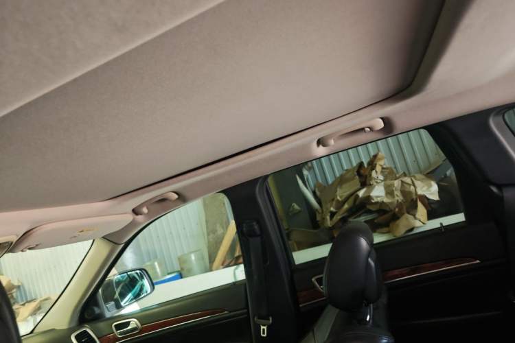 Used Jeep Grand Cherokee 2012 3.6L Luxury Navigation Edition Headliner