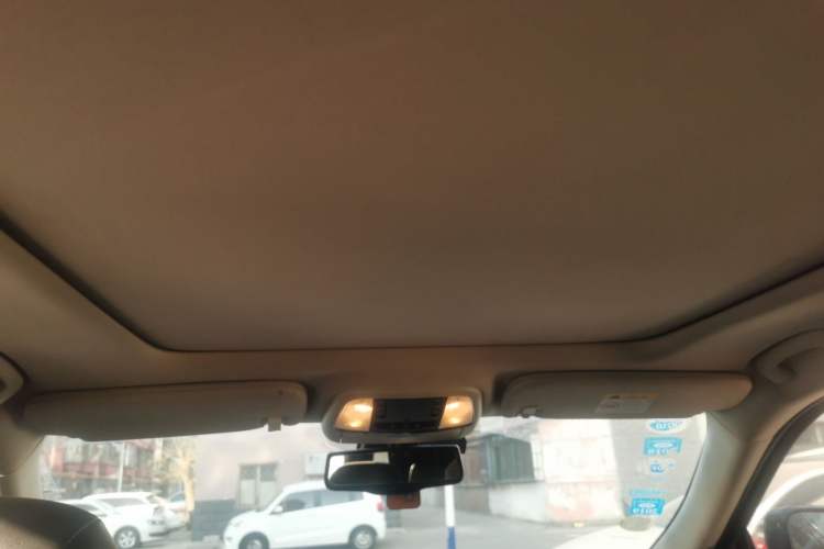 Used Jeep Grand Cherokee 2012 3.6L Luxury Navigation Edition Headliner