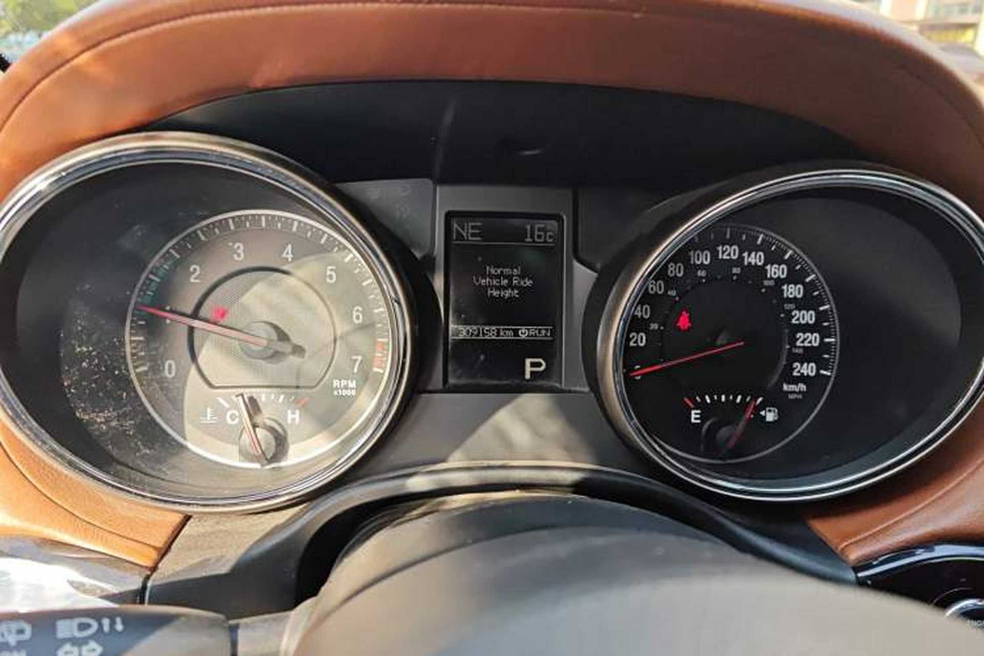 Used Jeep Grand Cherokee 2012 3.6L Flagship Navigation Edition Instrument Cluster