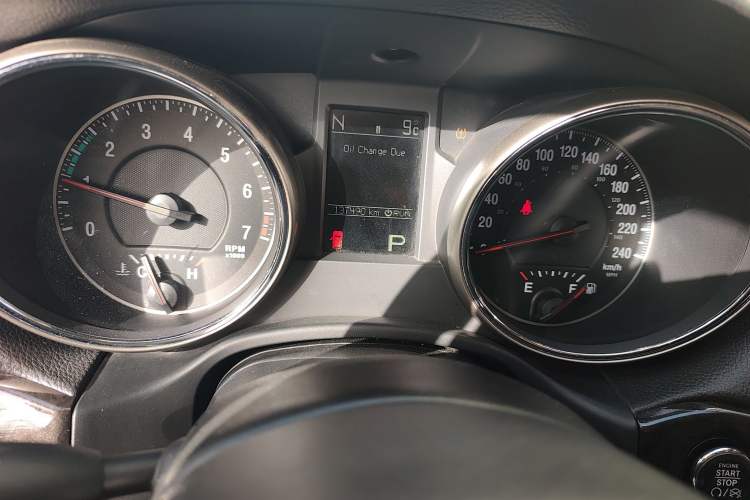 Used Jeep Grand Cherokee 2012 3.6L Comfort Navigation Edition Instrument Cluster