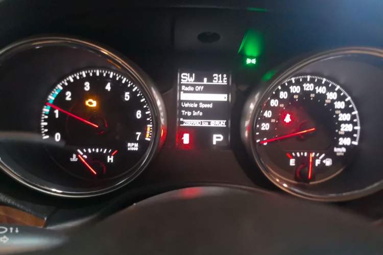 Used Jeep Grand Cherokee 2012 3.6L Comfort Navigation Edition Instrument Cluster
