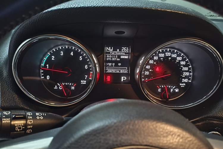 Used Jeep Grand Cherokee 2012 3.6L Comfort Navigation Edition Instrument Cluster
