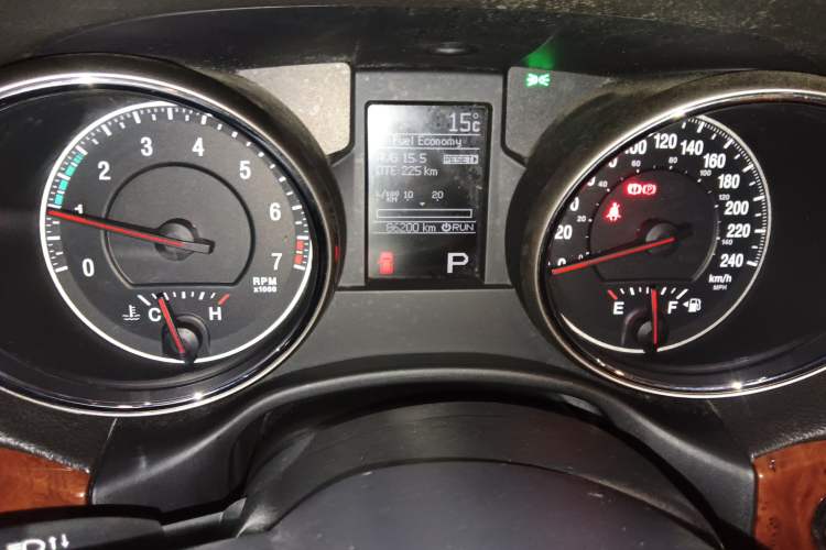 Used Jeep Grand Cherokee 2012 3.6L Luxury Navigation Edition Instrument Cluster