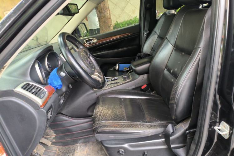 Used Jeep Grand Cherokee 2012 3.6L Luxury Navigation Edition Left Front Seat