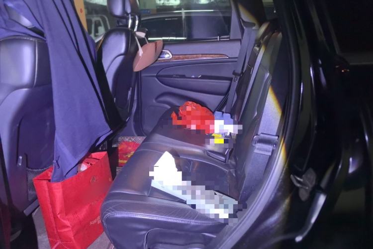 Used Jeep Grand Cherokee 2012 3.6L Comfort Navigation Edition Left Rear Seat