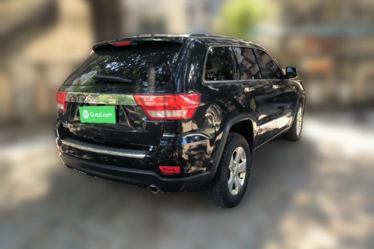 Used Jeep Grand Cherokee 2012 3.6L Luxury Navigation Edition Rear Right 45 Deg