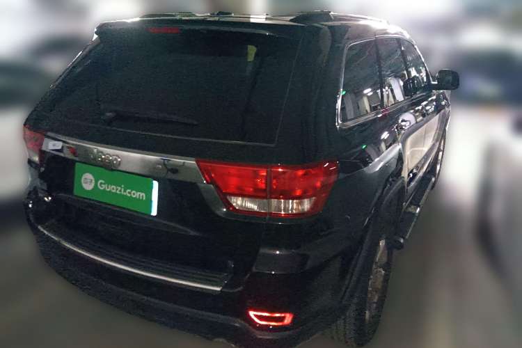 Used Jeep Grand Cherokee 2012 3.6L Luxury Navigation Edition Rear Right 45 Deg