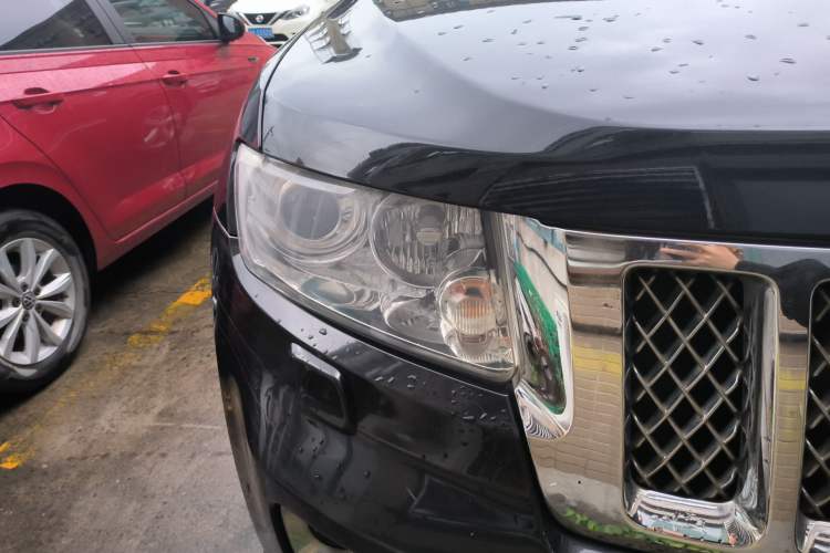 Used Jeep Grand Cherokee 2012 3.6L Flagship Prestige Edition Right Front Headlight