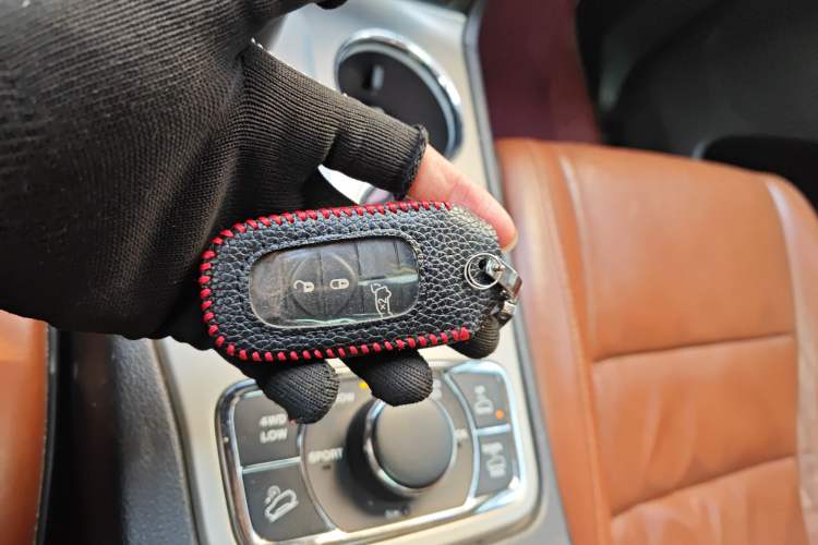 Used Jeep Grand Cherokee 2012 3.6L Flagship Navigation Edition Vehicle Key
