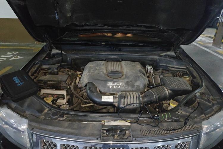Used Jeep Grand Cherokee 2012 3.6L Flagship Navigation Edition Engine Bay
