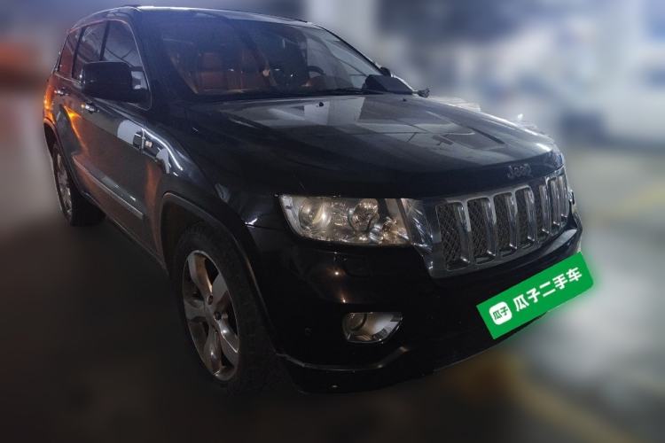 Used Jeep Grand Cherokee 2012 3.6L Flagship Navigation Edition Front Right 45 Deg