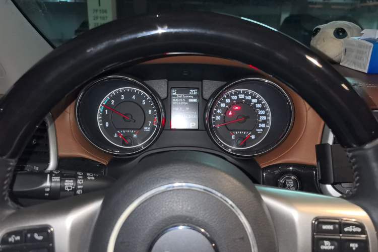 Used Jeep Grand Cherokee 2012 3.6L Flagship Prestige Edition Instrument Cluster