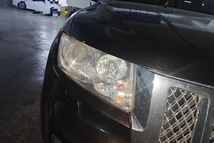 Used Jeep Grand Cherokee 2012 3.6L Flagship Navigation Edition Right Front Headlight