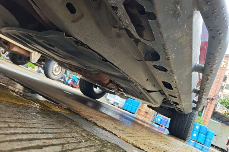 Used Jeep Grand Cherokee 2012 3.6L Luxury Navigation Edition Chassis Front Left