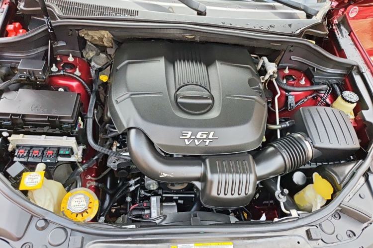 Used Jeep Grand Cherokee 2012 3.6L Luxury Navigation Edition Engine Bay