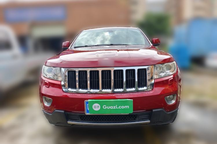 Used Jeep Grand Cherokee 2012 3.6L Luxury Navigation Edition Front