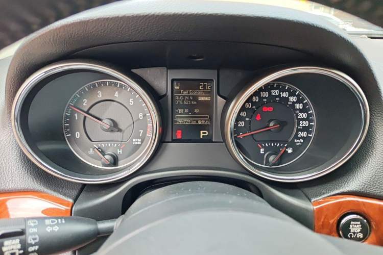 Used Jeep Grand Cherokee 2012 3.6L Luxury Navigation Edition Instrument Cluster