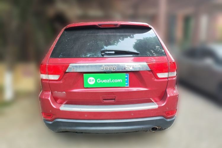 Used Jeep Grand Cherokee 2012 3.6L Luxury Navigation Edition Rear