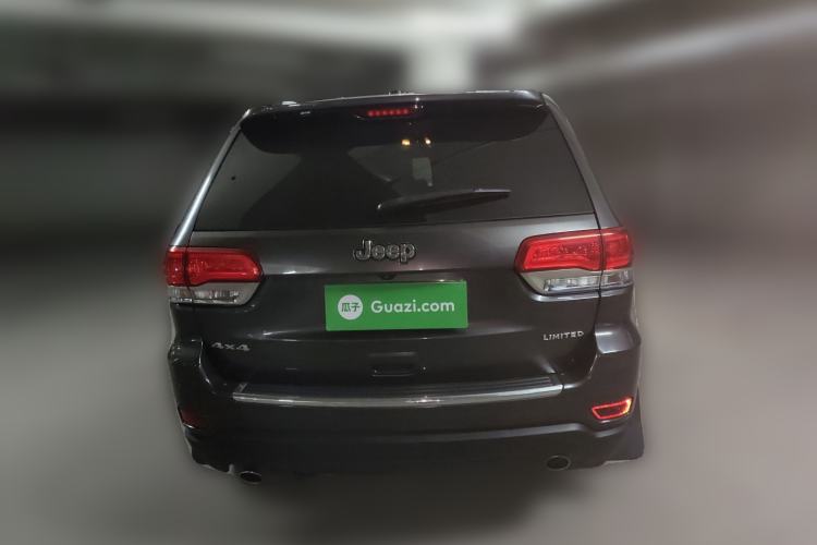Used Jeep Grand Cherokee 2012 3.6L Luxury Navigation Edition Rear