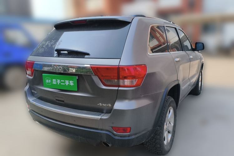 Used Jeep Grand Cherokee 2012 3.6L Flagship Navigation Edition Rear Right 45 Deg
