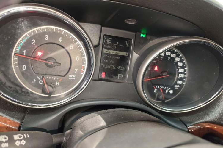 Used Jeep Grand Cherokee 2012 3.6L Luxury Navigation Edition Instrument Cluster