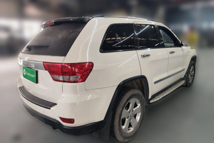 Used Jeep Grand Cherokee 2012 3.6L Luxury Navigation Edition Rear Right 45 Deg