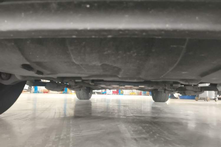 Used Jeep Grand Cherokee 2013 3.6L Comfort Edition Chassis Front