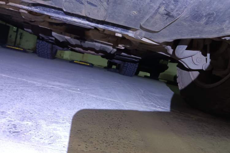 Used Jeep Grand Cherokee 2013 3.6L Comfort Edition Chassis Front